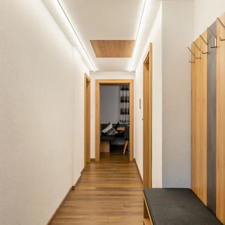 Christoph-2 By Interhome شقة